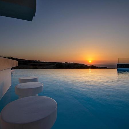 Hotel Adorno Oia Zewnętrze zdjęcie